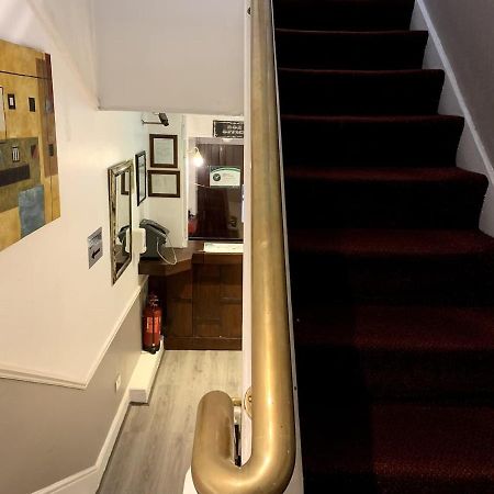 Clifton Court Hotel Дублин Экстерьер фото