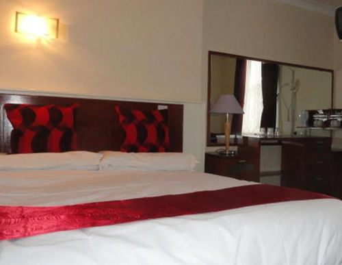 Clifton Court Hotel Дублин Экстерьер фото