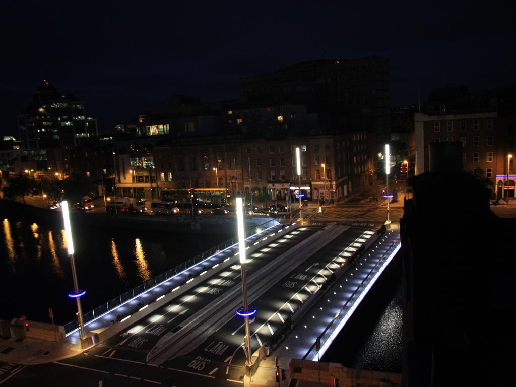 Clifton Court Hotel Дублин Экстерьер фото